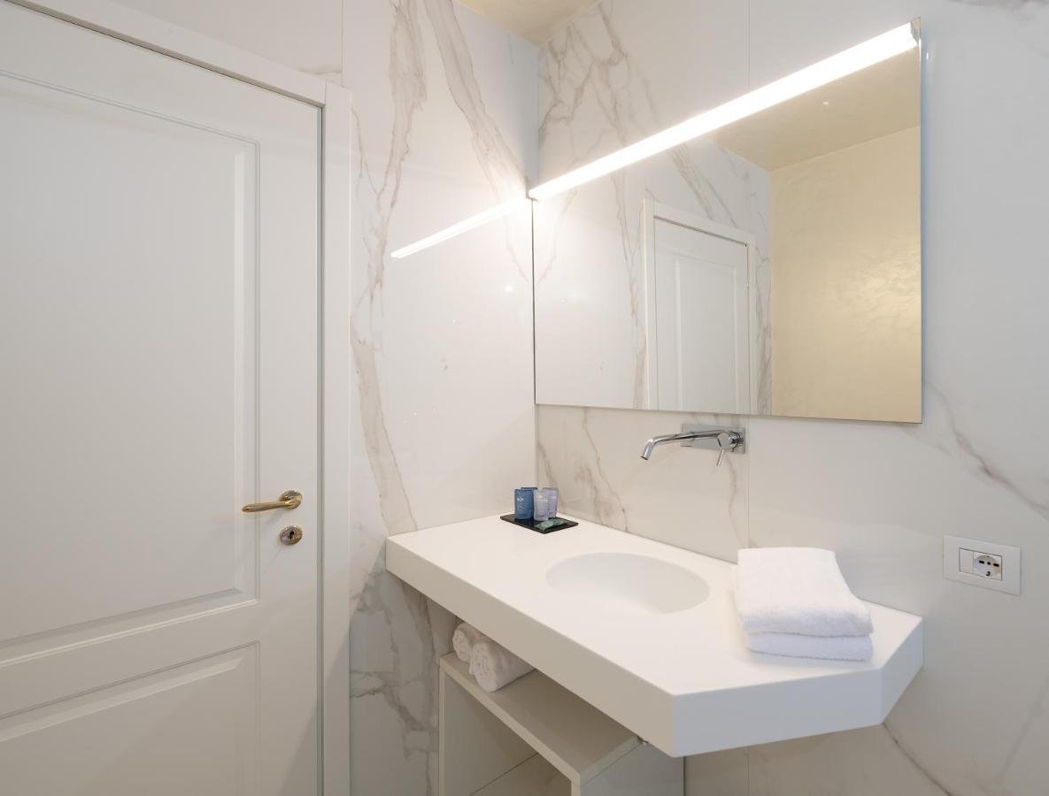 Villa Natalia - Adults Only Verona Luaran gambar