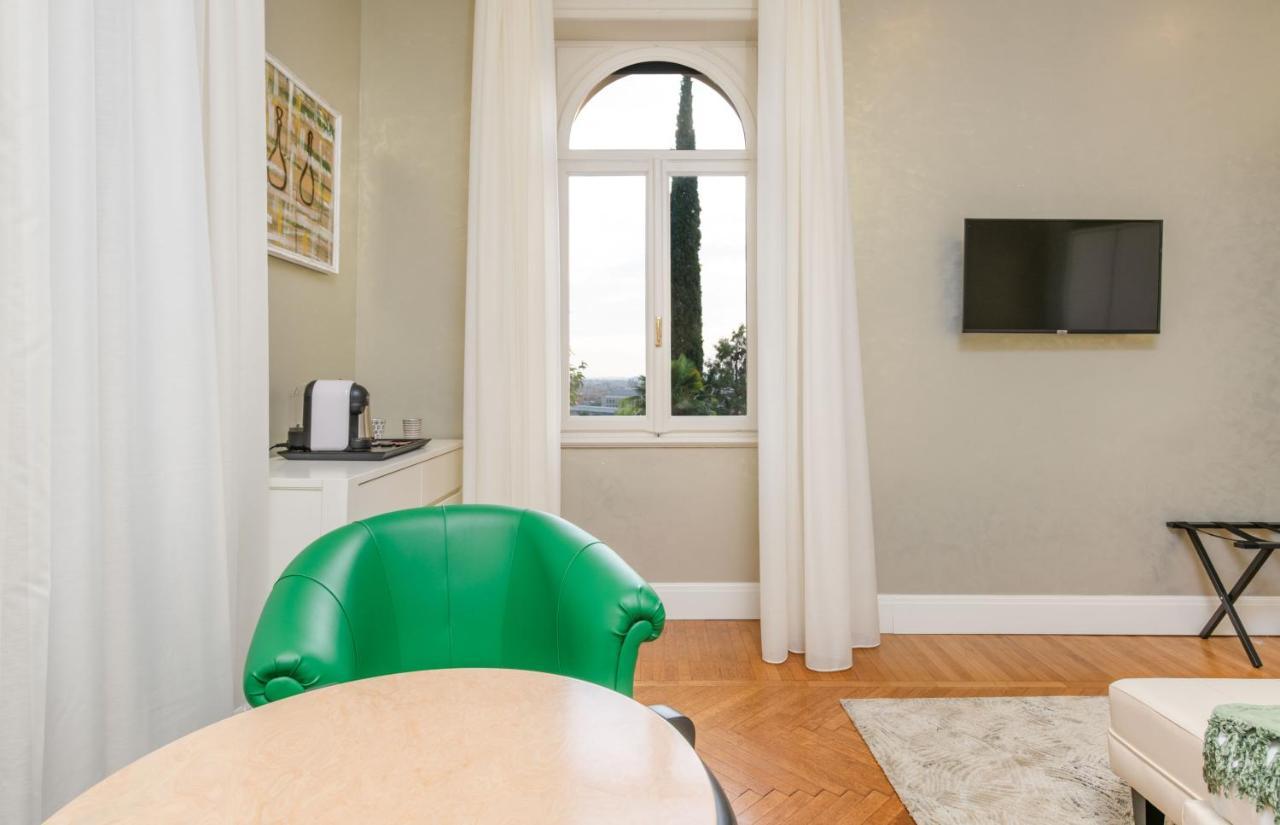 Villa Natalia - Adults Only Verona Luaran gambar