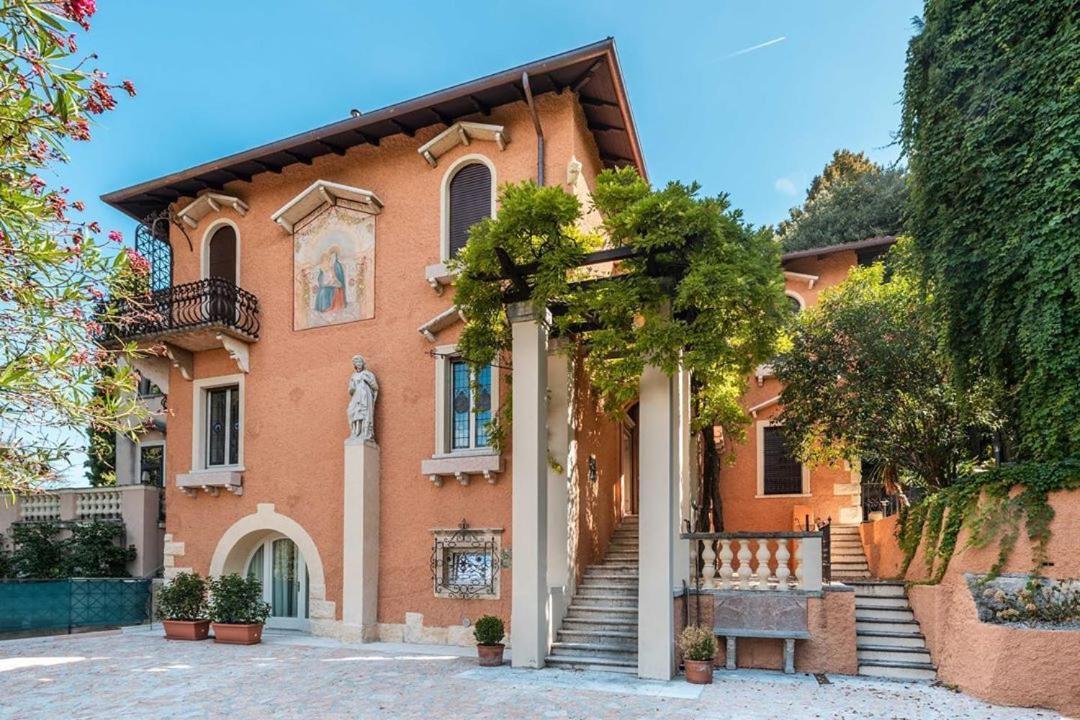 Villa Natalia - Adults Only Verona Luaran gambar